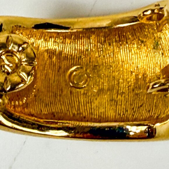 Swarovski Gold Tone Swirl Design Brooch & Clip-On Earrings Set Clear Crystals - Picture 8 of 8